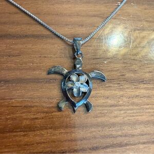 Hawaiian Jewelry 925 Sterling Silver Plumeria Turtle Pendant Italy Necklace